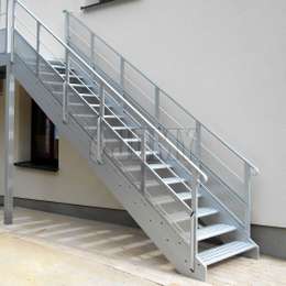 Aluminium trappen voor intern en extern gebruik zijn de voorkeursoplossing voor een collectieve noodevacuatie of toegang op hoogte.